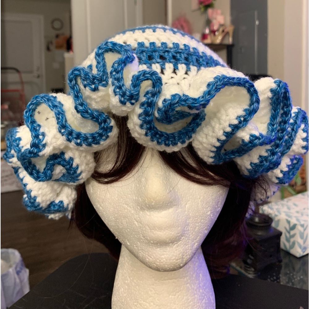 Crochet ruffle hat